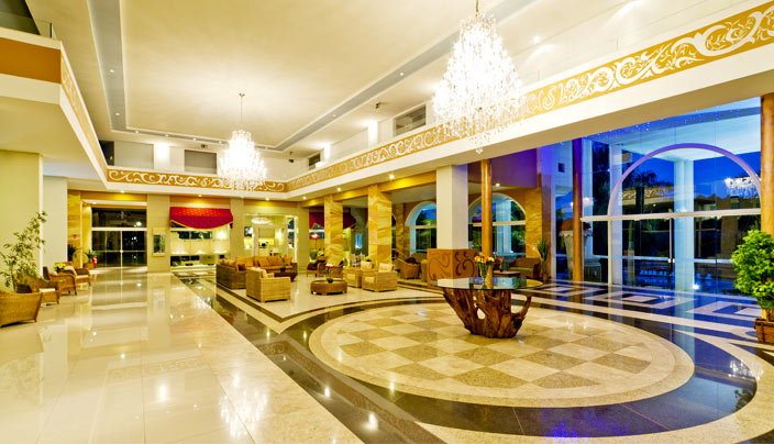 Lobby  Restaurante Mavsa Resort